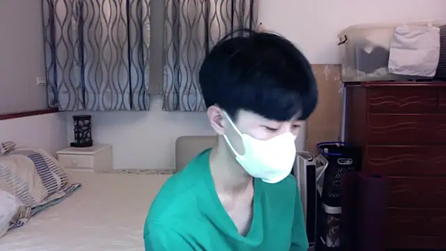 kai101010 online show from 10.19.25