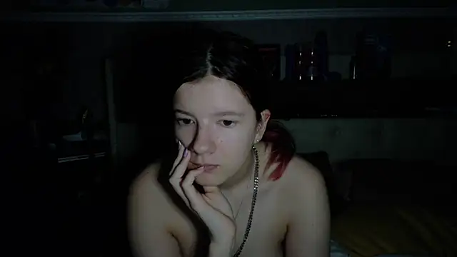 Hot SkinnyGirl online show from 04.15.26