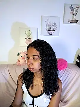 Suzanelee1 online show from 10.07.25