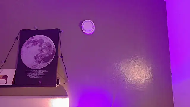 KeendraFox  online show from 11.14.25