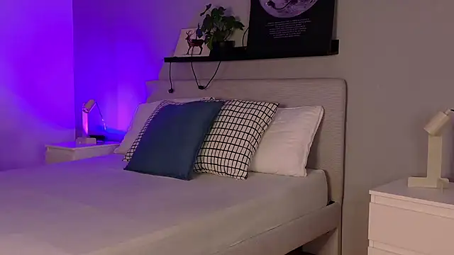 KeendraFox  online show from 03.09.26