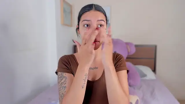 SofiaClarkson online show from 01.11.26