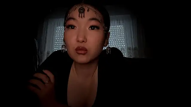 EmmaLeexth online show from 01.18.26