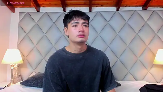 Clement Reyes online show from 01.06.26