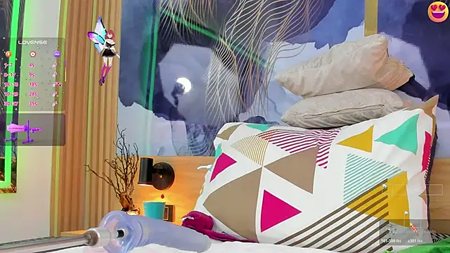 Anabacker01 online show from 11.19.25