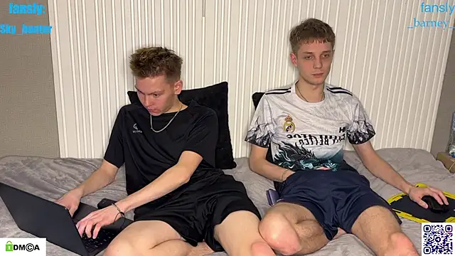 Snapshot of Eaton_ chatting on 11.28.25 Eaton online show from 11.28.25