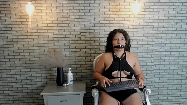 Snapshot of BDSM_MEDUZA chatting on 09.18.25 BDSM MEDUZA online show from 09.18.25