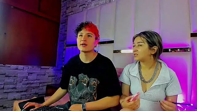 ANLLELOAndANGELA online show from 11.24.25