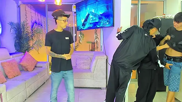 Houseofwarrios online show from 04.16.26