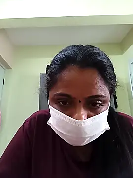 Snapshot of queendivya chatting on 09.28.25 queendivya online show from 09.28.25