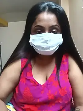 Snapshot of queendivya chatting on 01.11.26 queendivya online show from 01.11.26