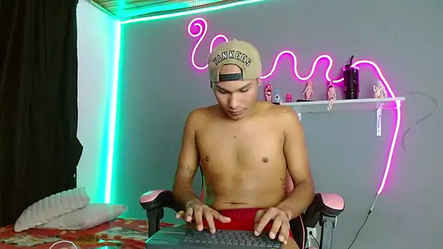 Imperial lust online show from 10.21.25