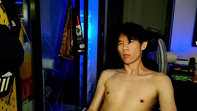 Snapshot of JayJayz_zz chatting on 02.08.26 JayJayz zz online show from 02.08.26