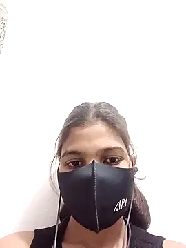 HOT-MAHI1143 online show from 01.10.26