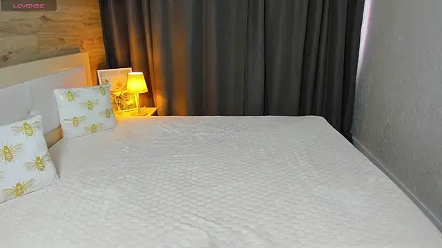 Snapshot of Alisa_Glamour chatting on 10.02.25 Alisa Glamour online show from 10.02.25