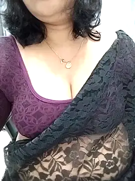 divya-jannu online show from 10.16.25