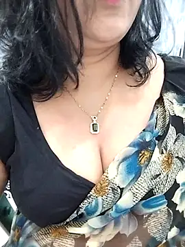 divya-jannu online show from 10.21.25