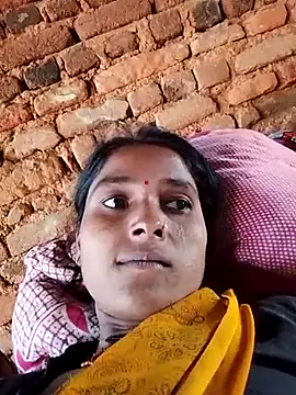 Snapshot of Hot_reshmaji chatting on 04.15.26 Hot reshmaji online show from 04.15.26