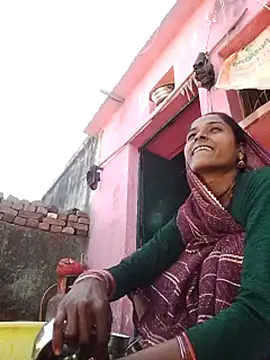 Snapshot of Hot_reshmaji chatting on 04.22.26 Hot reshmaji online show from 04.22.26