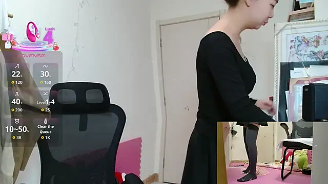 sallycui online show from 10.28.25