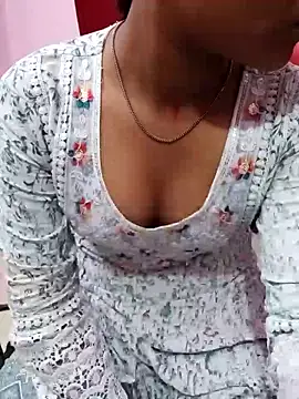 Snapshot of pari_rani7 chatting on 03.19.26 pari rani7 online show from 03.19.26
