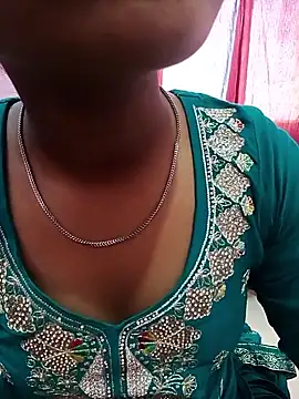Snapshot of pari_rani7 chatting on 03.22.26 pari rani7 online show from 03.22.26