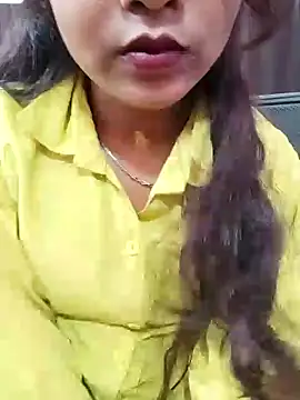 Snapshot of pari_rani7 chatting on 04.06.26 pari rani7 online show from 04.06.26