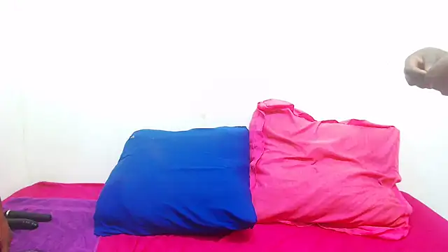 Snapshot of SexyCloe45 chatting on 02.01.26 SexyCloe45 online show from 02.01.26