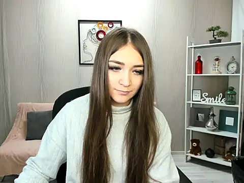 Snapshot of EllaClarke chatting on 02.18.26 EllaClarke online show from 02.18.26