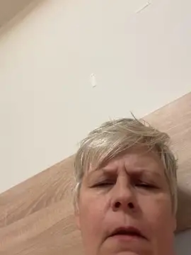 VyC7564 online show from 11.06.25