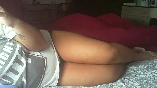 Snapshot of Lauray1 chatting on 03.02.26 Lauray1 online show from 03.02.26