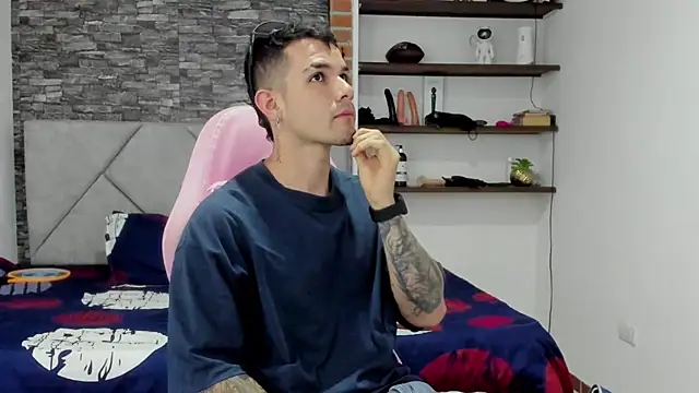 BooyHott  online show from 03.01.26