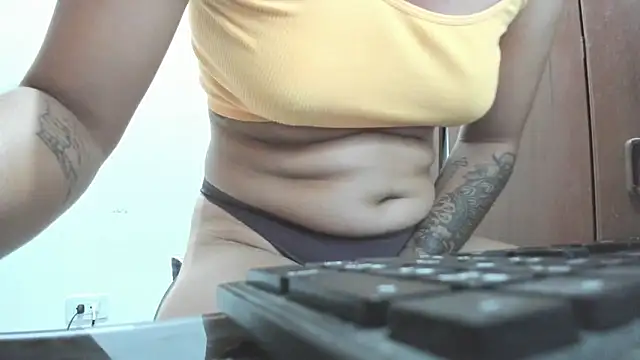 catalinacoxx online show from 10.21.25