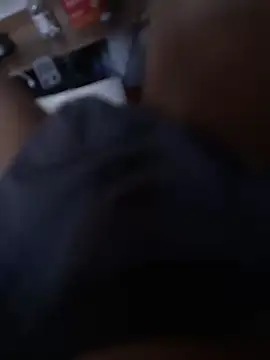 Snapshot of leeyoung_ chatting on 10.29.25 leeyoung  online show from 10.29.25