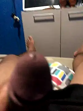 Snapshot of Alangostoso092 chatting on 10.27.25 Alangostoso092 online show from 10.27.25