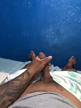 Snapshot of Alangostoso092 chatting on 11.01.25 Alangostoso092 online show from 11.01.25