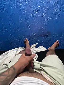 Snapshot of Alangostoso092 chatting on 01.13.26 Alangostoso092 online show from 01.13.26