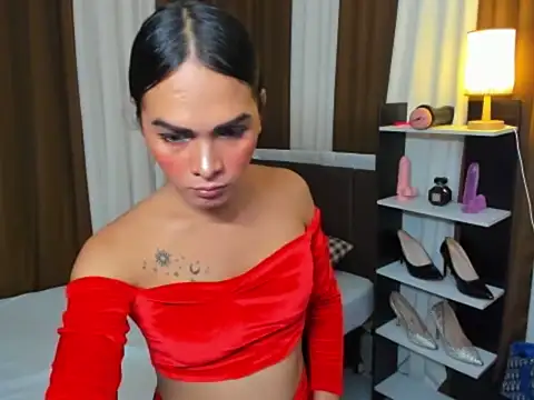 Snapshot of Sedictive_Samantha chatting on 10.15.25 Sedictive Samantha online show from 10.15.25