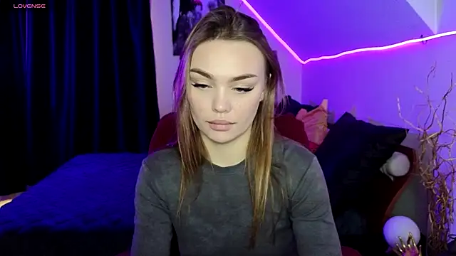 KitsyMoore online show from 11.17.25