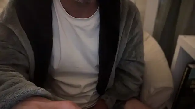 crisso06 online show from 09.24.25