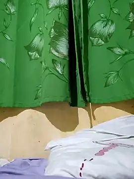 Barbiefox24 online show from 10.21.25