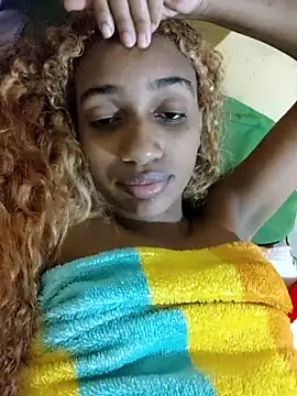 Snapshot of Barbiefox24 chatting on 05.17.26 Barbiefox24 online show from 05.17.26