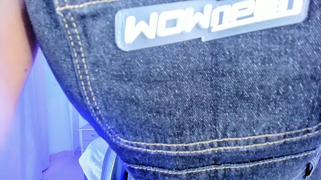 Gyal 8  online show from 02.05.26