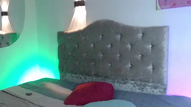 ladymooncs online show from 04.16.26