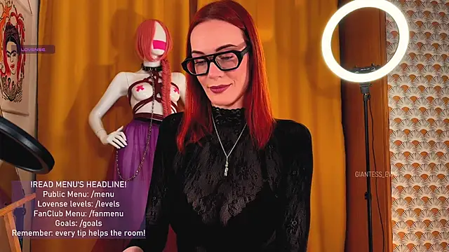 Snapshot of Giantess_Eva chatting on 06.08.26 Giantess Eva online show from 06.08.26