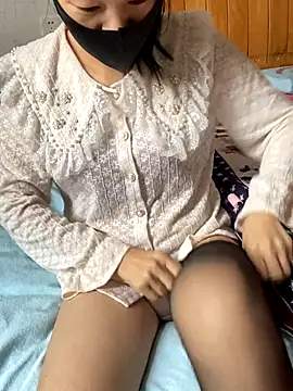 Megan68 online show from 10.21.25