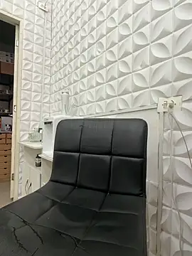 Snapshot of Valeriacris chatting on 03.21.26 Valeriacris online show from 03.21.26