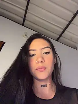 liahouses online show from 12.20.25