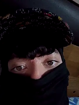 Hoott boyyszz online show from 11.02.25