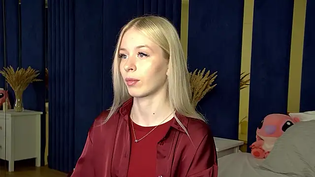 MiaGraces online show from 11.11.25